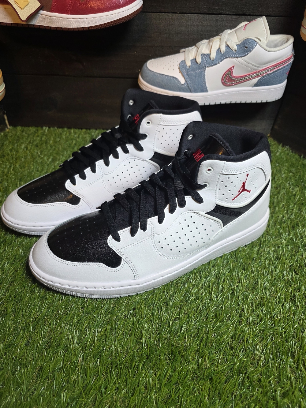 13m Nike Jordan Access Mid-Top Men's Sneakers - Black/White